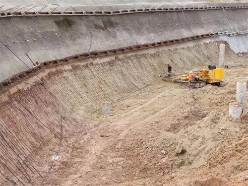 鹿寨基坑边坡加固